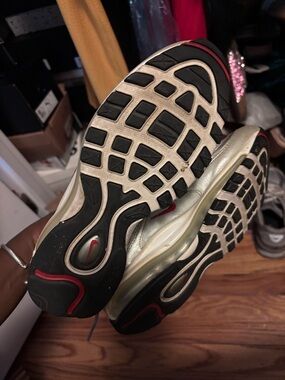 Nike Silver, Black & Red Running Sneakers